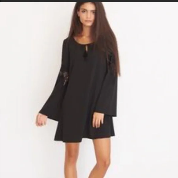 Garage | Dresses | Garage Boho Gypsy Lace Bell Sleeve Black Tassel Tie  Shift Swing Dress | Poshmark